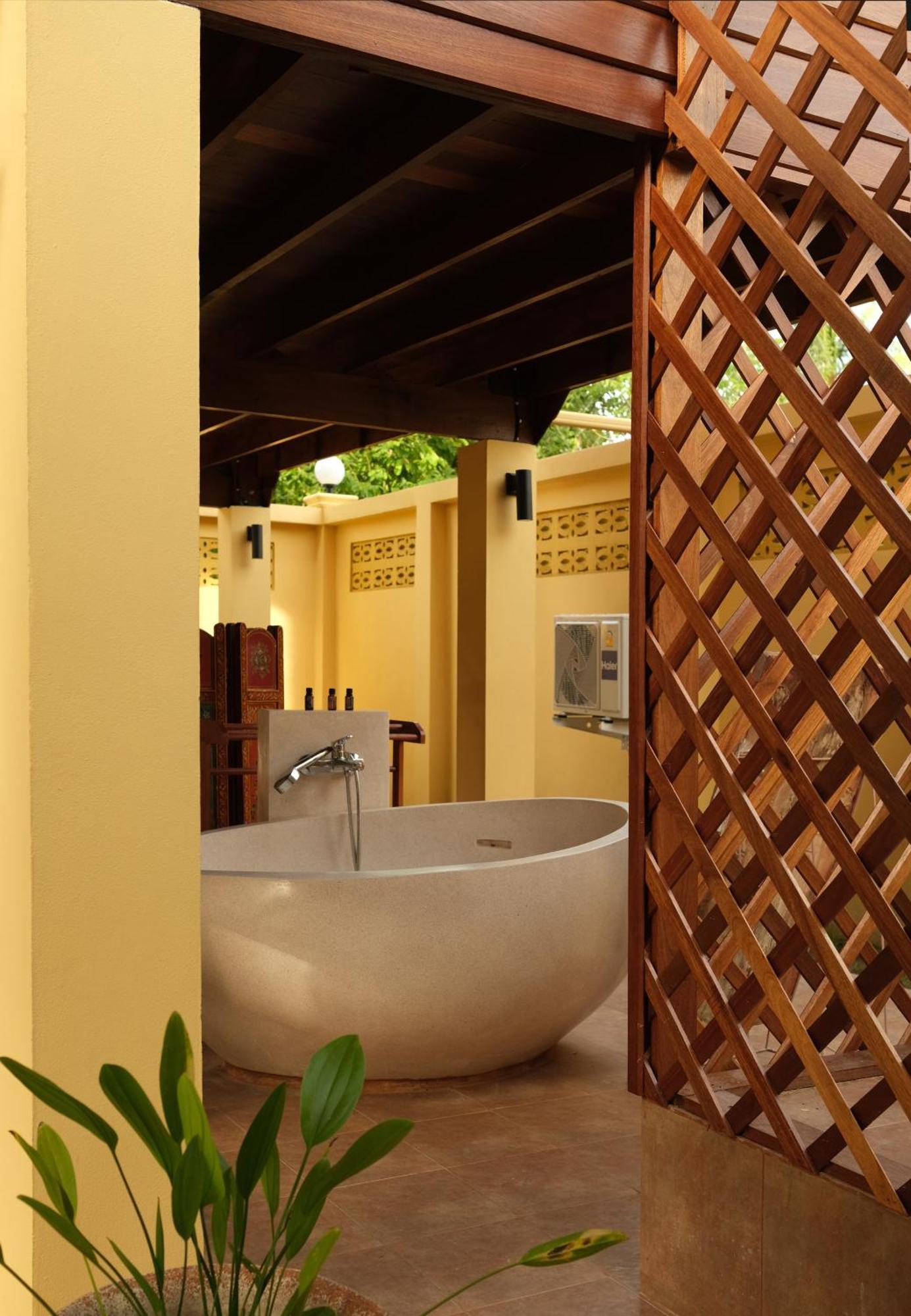 Banyasamui Wooden House, Sauna, Cold & Hot Bath In Koh Samui Amphoe Koksamui Luaran gambar